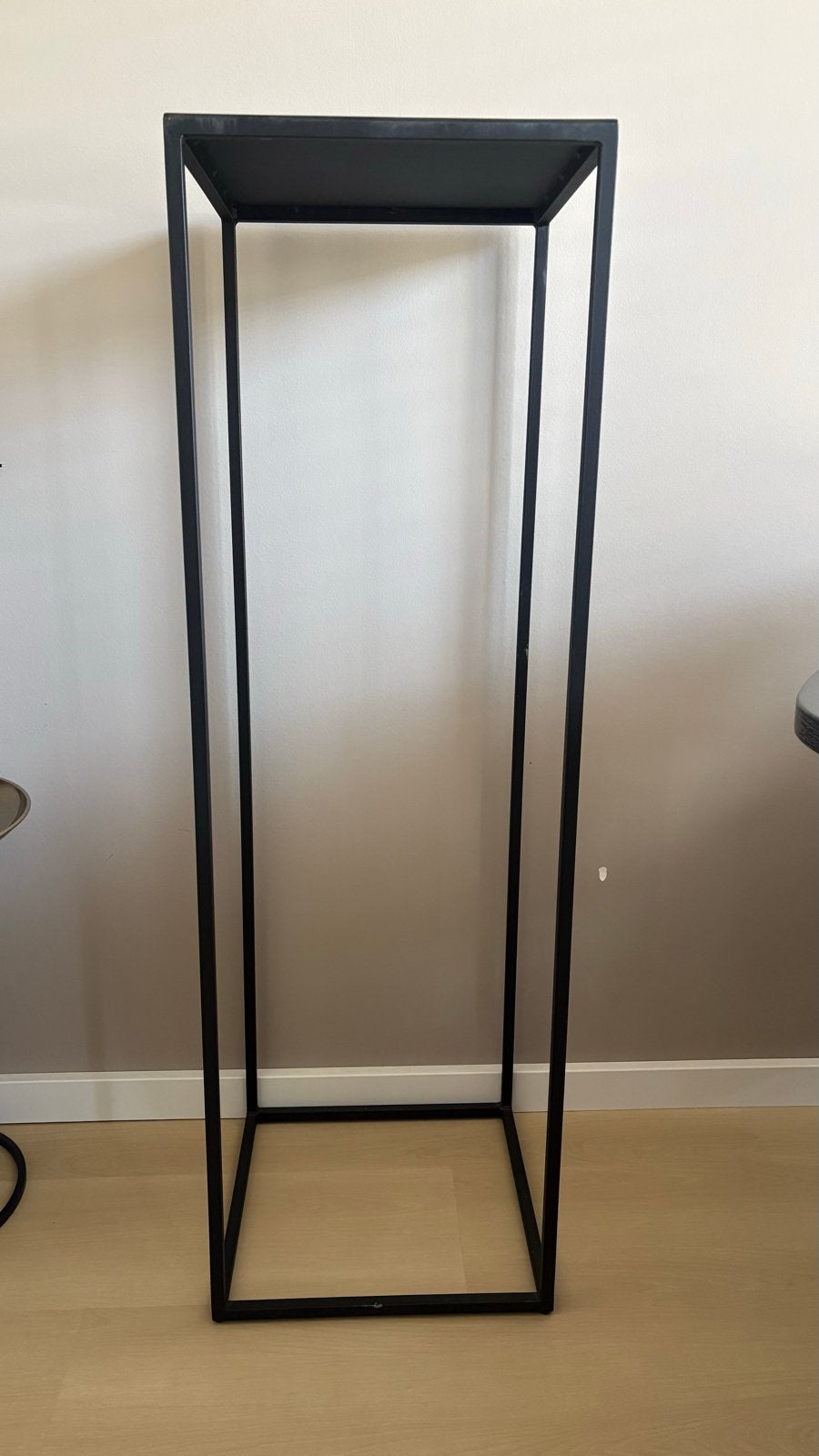 Plantenstandaard / plantenzuil mat zwart 120 cm, Ophalen, Gebruikt