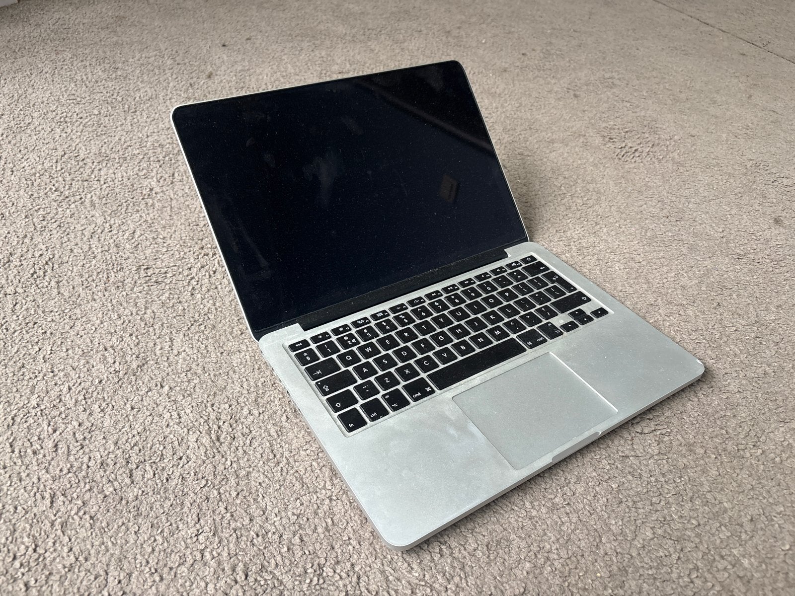 MacBook Pro A1502 - Batterij defect, geen OS + adapter, Computers en Software, Ophalen, Niet werkend, 13 inch, MacBook Pro