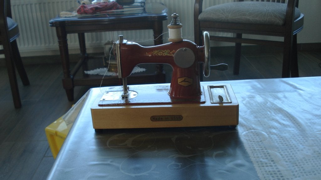 kindernaaimachine, Ophalen, Zo goed als nieuw, Lockmachine, Overige merken