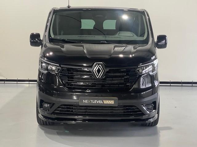 Renault Trafic 2.0 Blue dCi EDC 170PK AUT DC NEXT LEVEL EDIT, Auto's, Bestelauto's, Zwart, 4 cilinders, Renault, Zwart