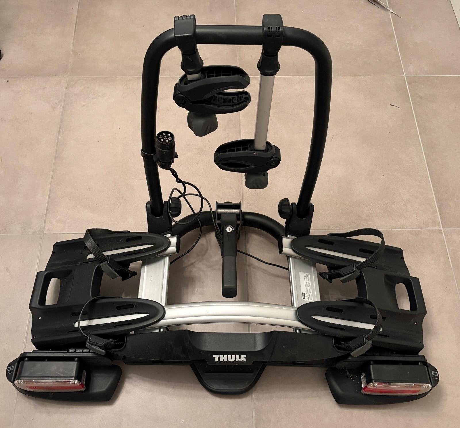 Thule Velocompact 925, Ophalen of Verzenden, Gebruikt, Trekhaakdrager