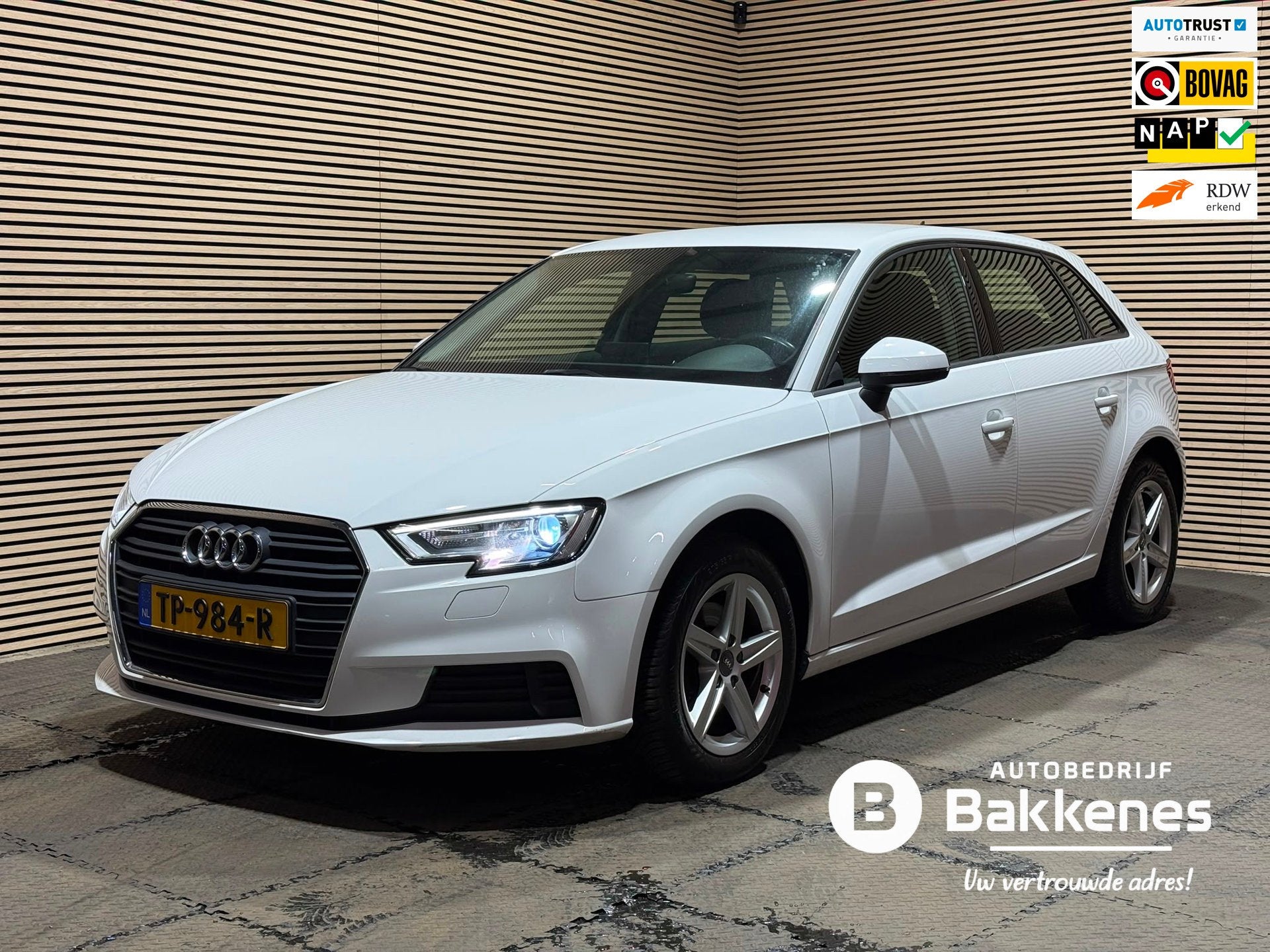 Audi A3 Sportback 30 TFSI Pro Line | NAP | Airco | Cruise |, Auto's, Audi, Voorwielaandrijving, Stof, Gebruikt, Euro 6