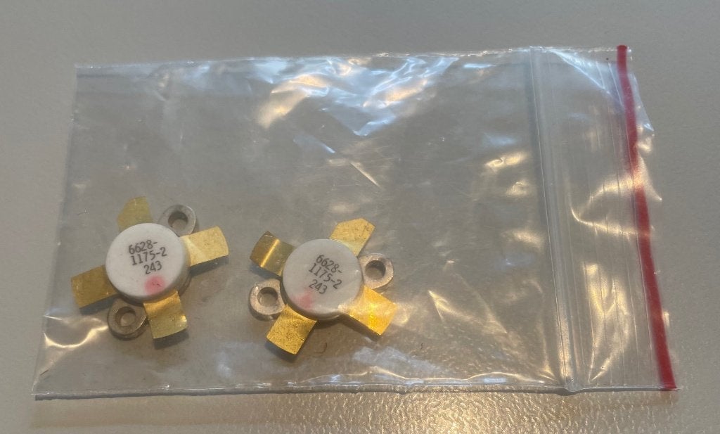 Harris Radio 6628-1175-2  Power Transistor Matched Pair, Telecommunicatie, Zenders en Ontvangers, Ophalen of Verzenden, Nieuw
