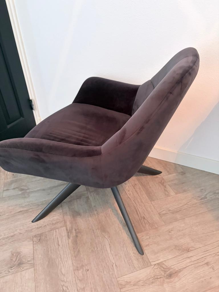 zwarte fauteuil van Giga Meubel., Huis en Inrichting, Ophalen, Zo goed als nieuw, 50 tot 75 cm