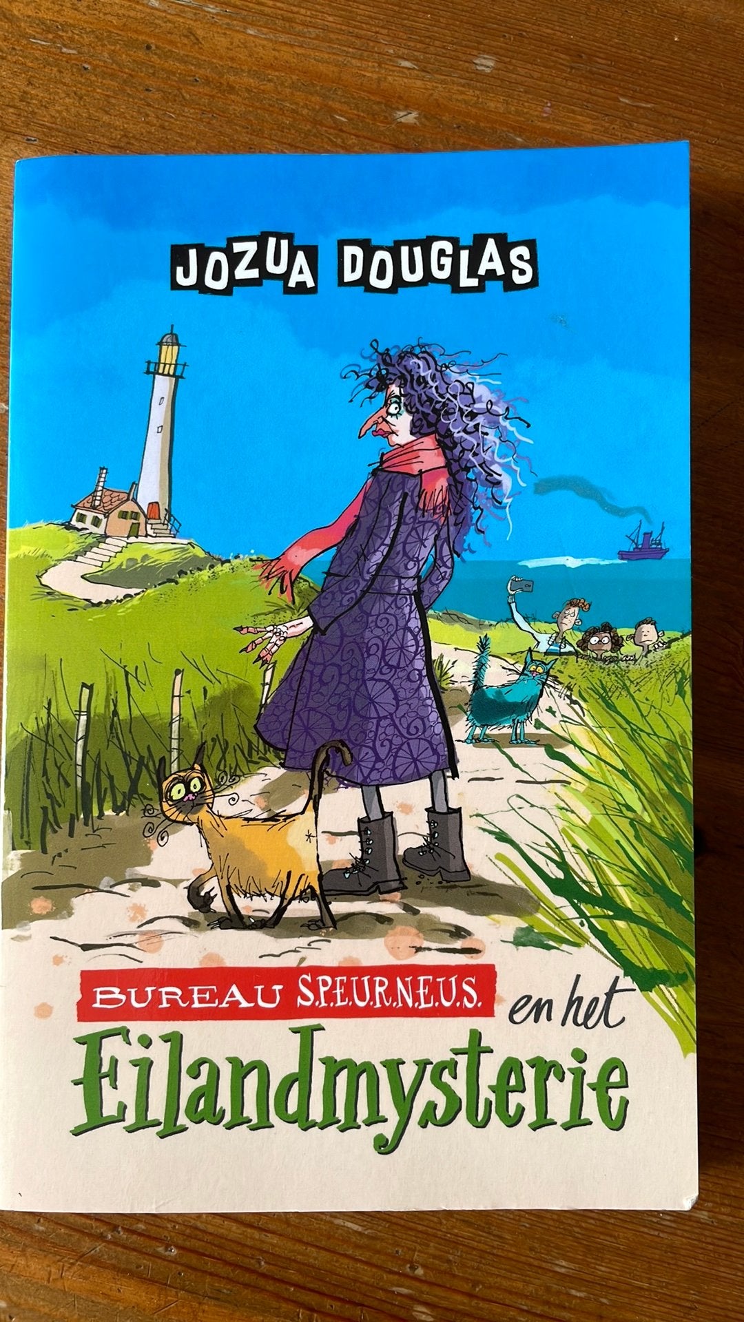 Bureau Speurneus en het eilandmysterie, Ophalen of Verzenden, Zo goed als nieuw, Fictie