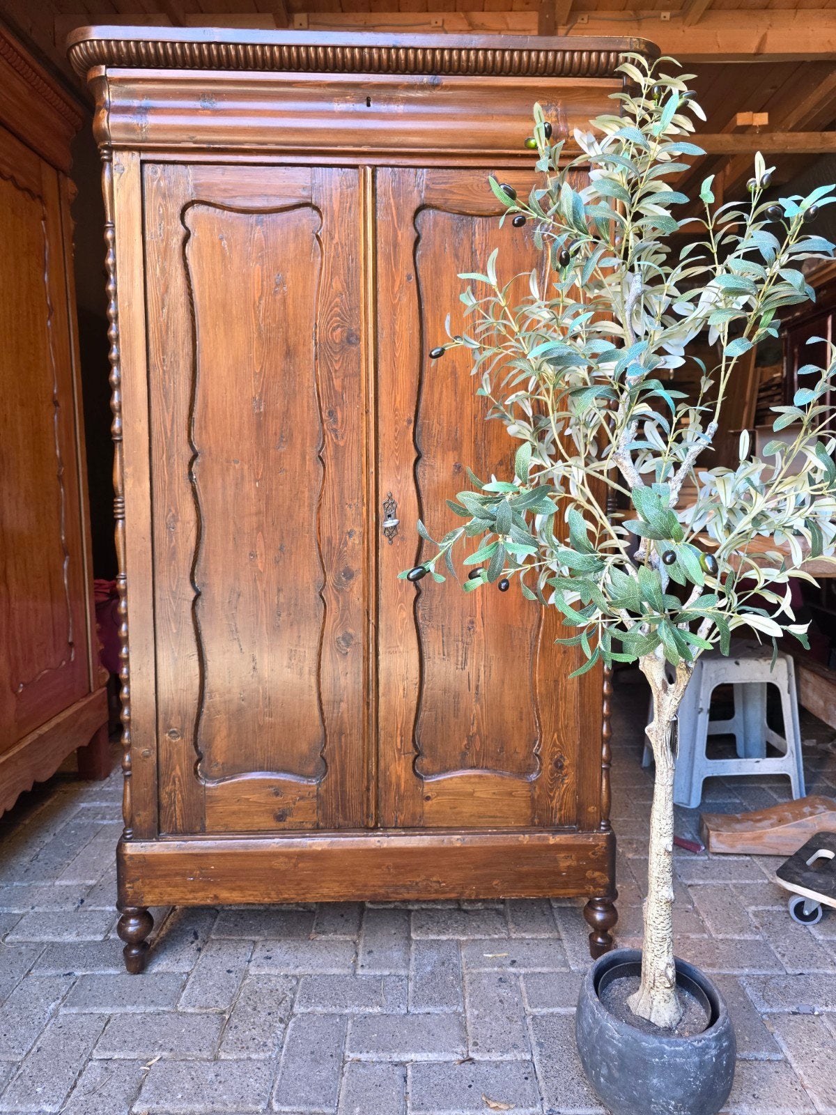 Originele biedermeier meidenkast kledingkast bezorgen mogeli, Antiek en Kunst, Antiek | Meubels | Kasten, Ophalen of Verzenden
