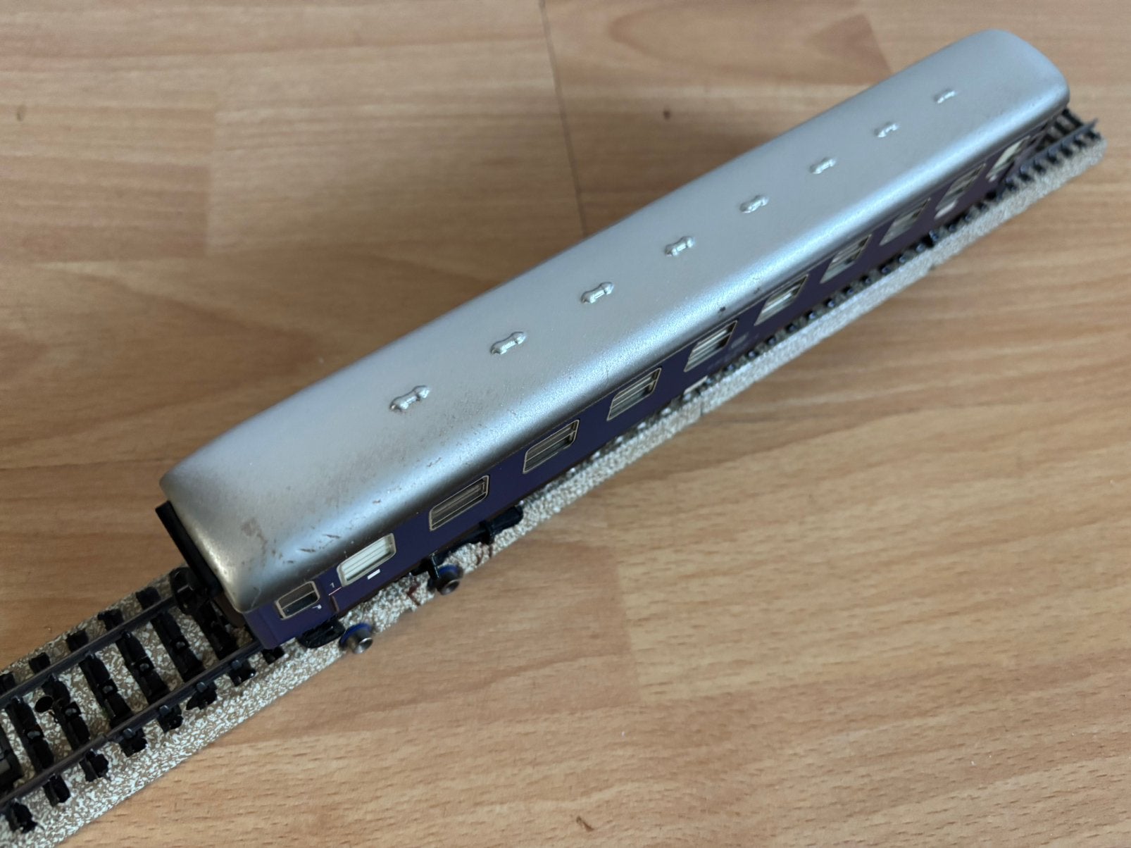 MARKLIN DUITSE PASSAGIERSWAGON 24cm met VERLICHTING (foto’s, Wisselstroom, Wagon, Ophalen of Verzenden, Zo goed als nieuw