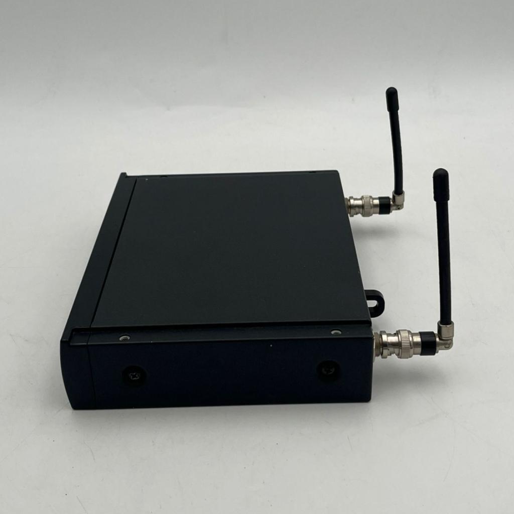 Shure SLX2 SM58 Draadloze microfoon 800-820 MHz + SLX4, Muziek en Instrumenten, Microfoons, Ruilrijk, Zo goed als nieuw, Info@ruilrijk.nl