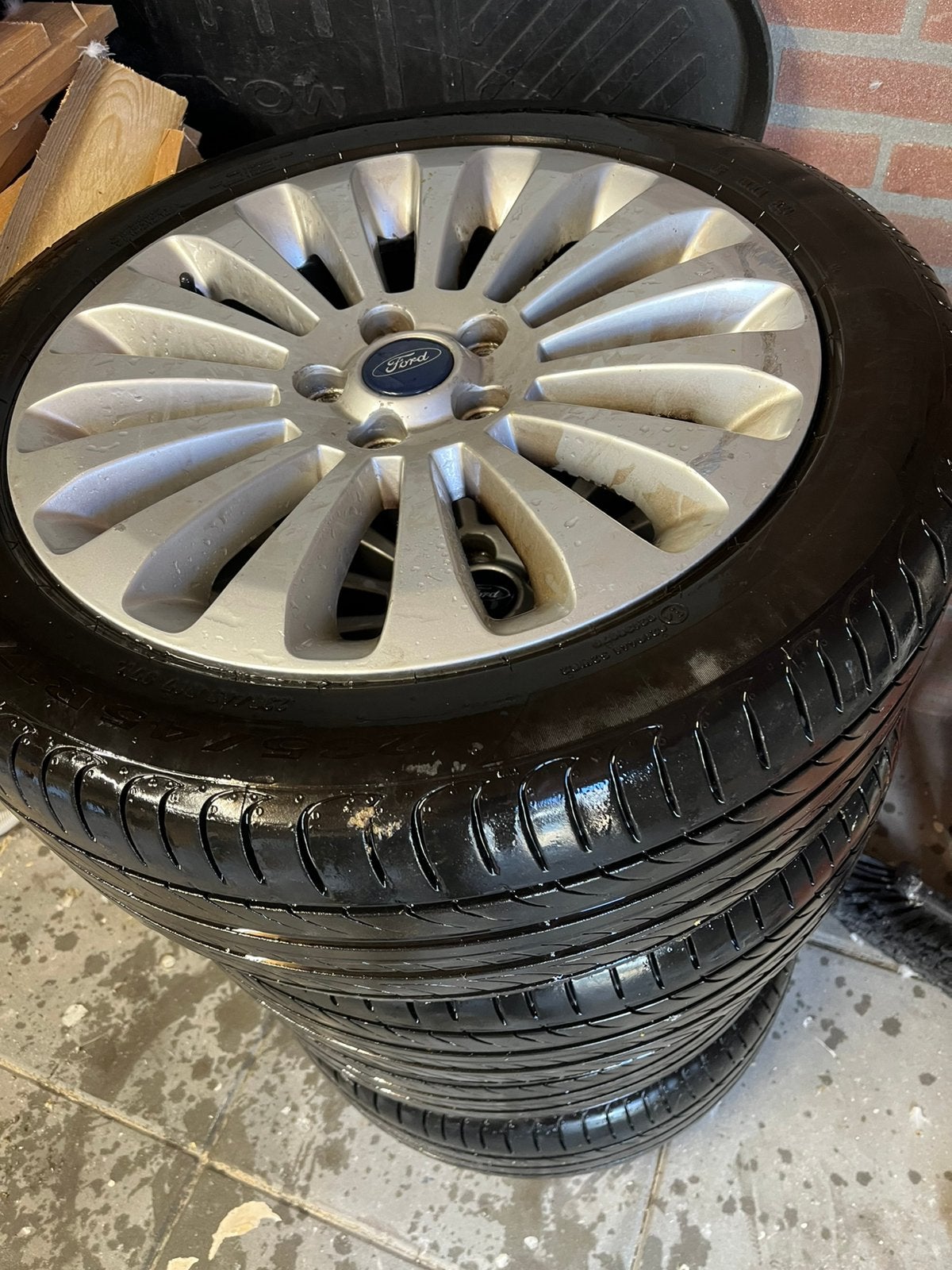 Banden pirelli powergy 17 inch nieuwstaat, Ophalen