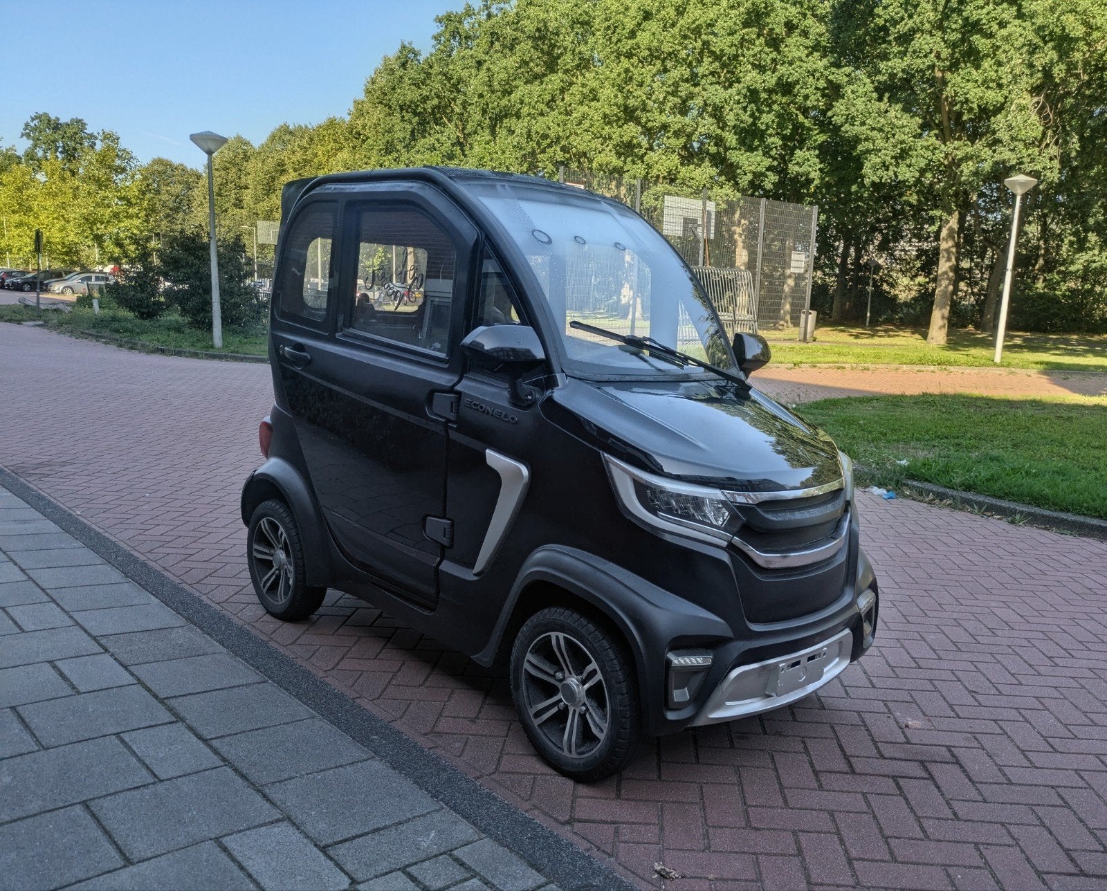 Econelo overdekte scootmobiel – rijbewijsvrij, Ophalen, 46 km of meer, Canta, 16 km/u of meer