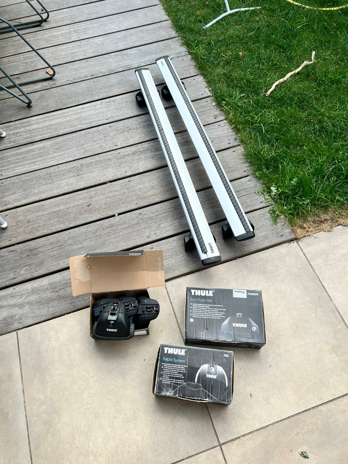 Thule wingbars met zowel fixpoint als flushrail bevestiging, Ophalen, Gebruikt