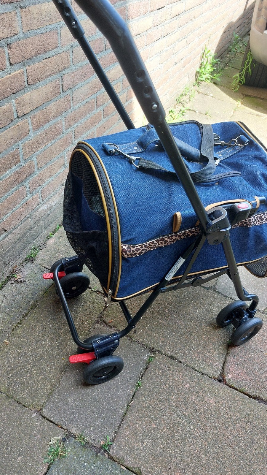 Te koop hondenwagen, Ophalen