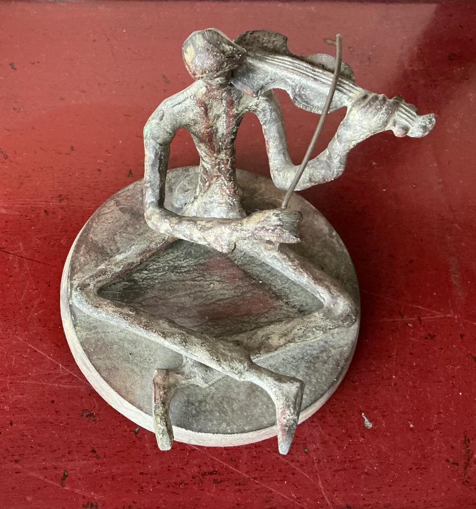 Violist beeldje, Antiek en Kunst, Ophalen of Verzenden, Beeld, 20 - 50 cm