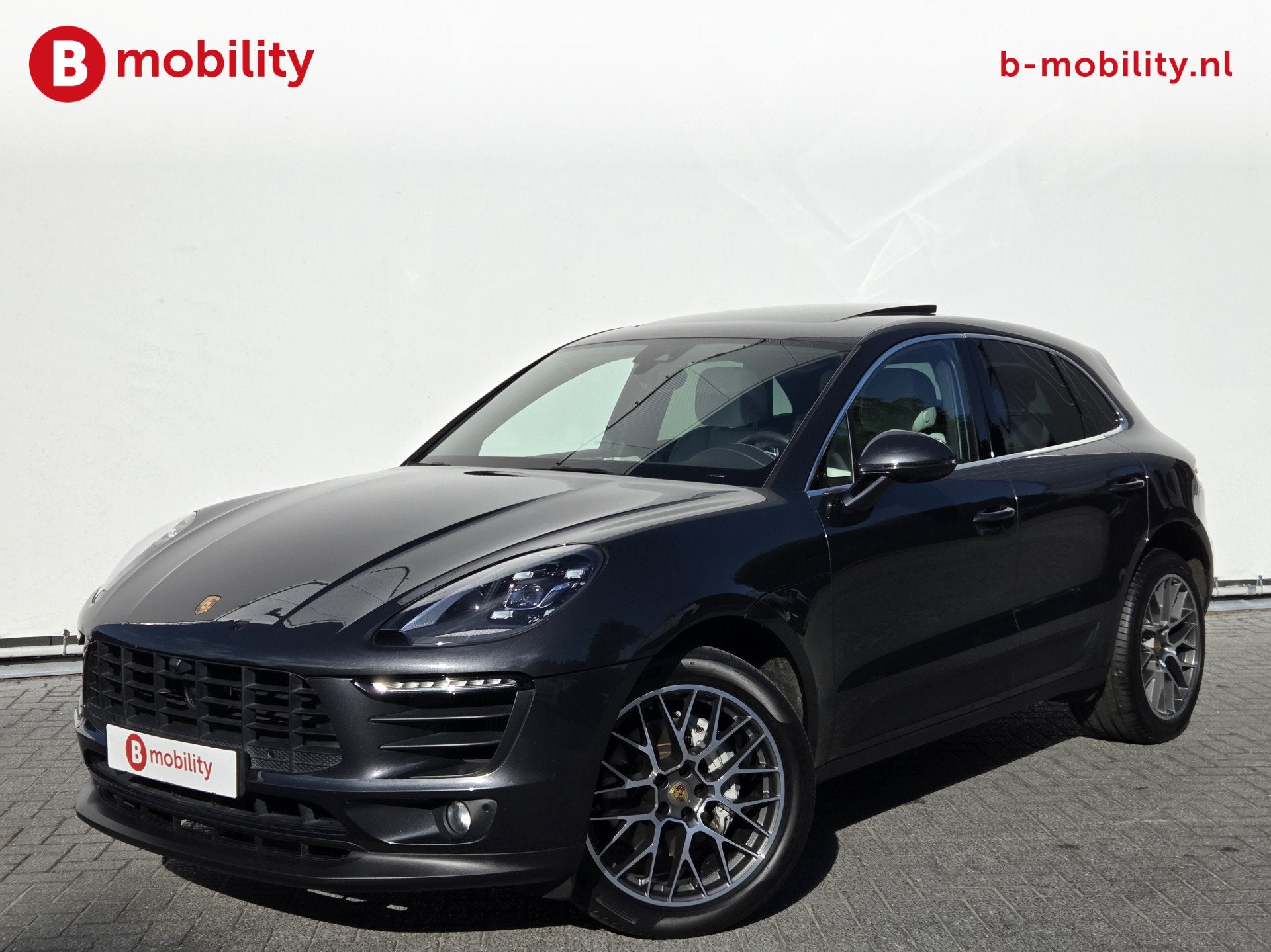 Porsche Macan 3.0 S Trekhaak 2400kg Panoramadak Surround Vie, Auto's, Automaat, Dealer onderhouden, Gebruikt, Euro 6