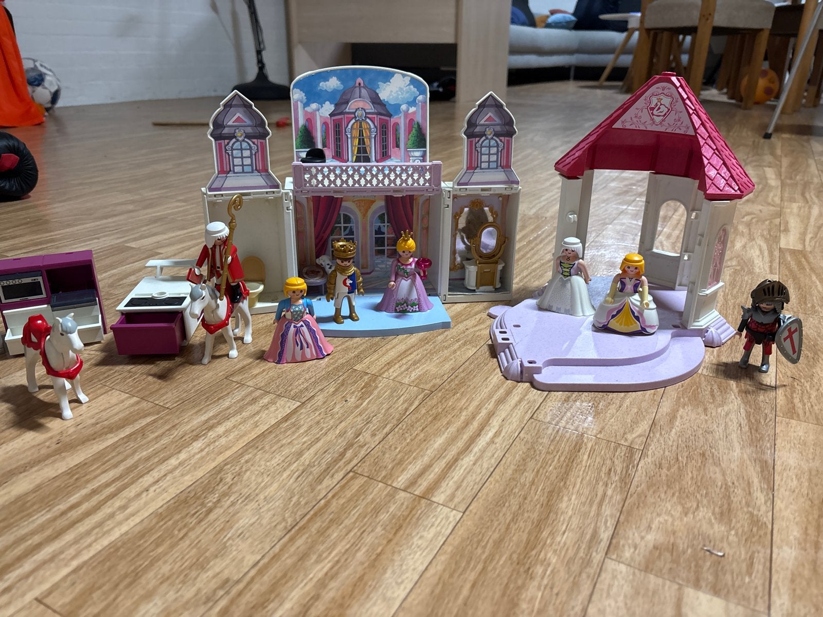 Grote Playmobil set met kasteel, figuren en accessoires, Gebruikt, Complete set, Ophalen of Verzenden, Kasteel/Fort