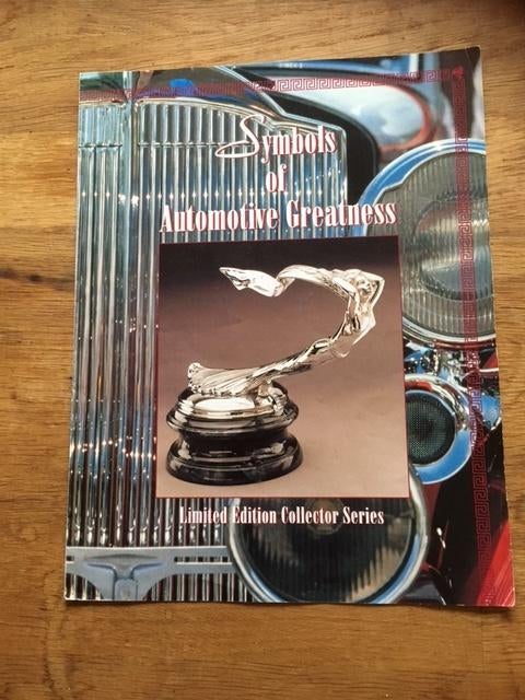Brochure: Symbols of Automotive Greatness    Limited Edition, Boeken, Ophalen of Verzenden, Zo goed als nieuw, Overige merken