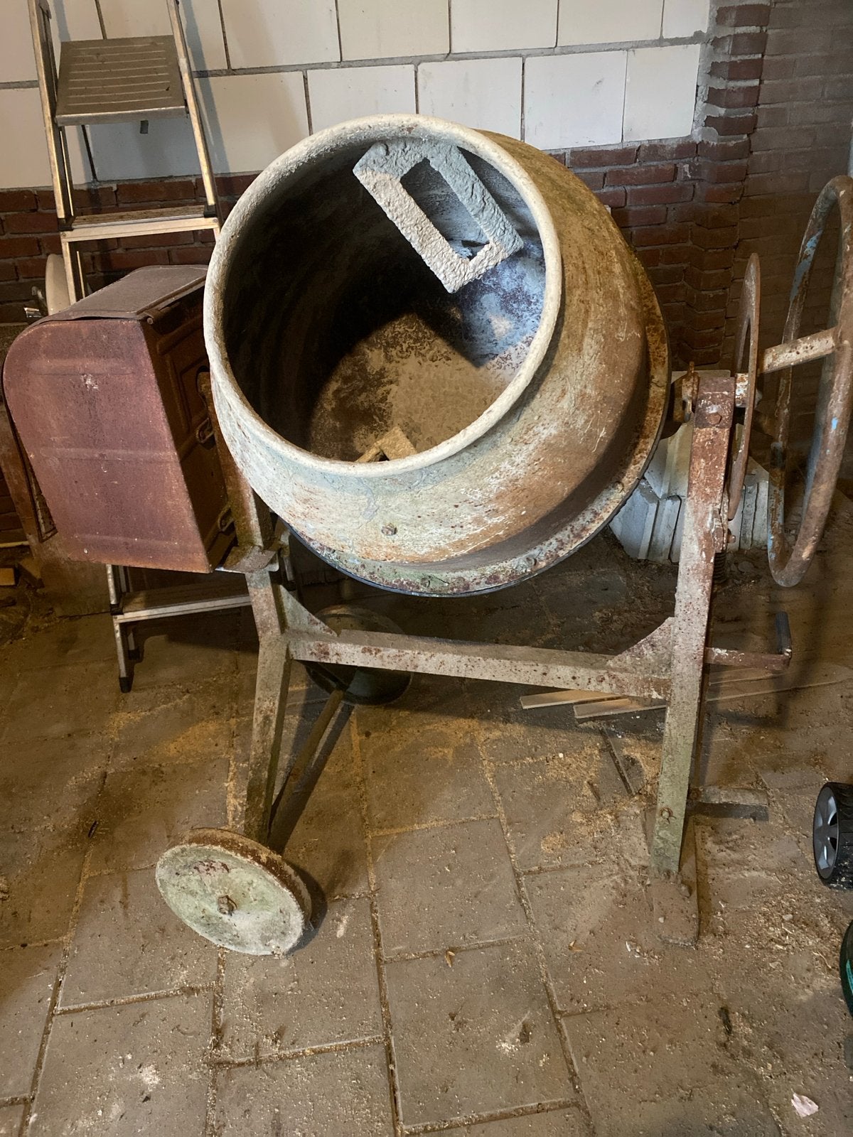 Sterke en schone Gietart betonmolen, Ophalen, Gebruikt