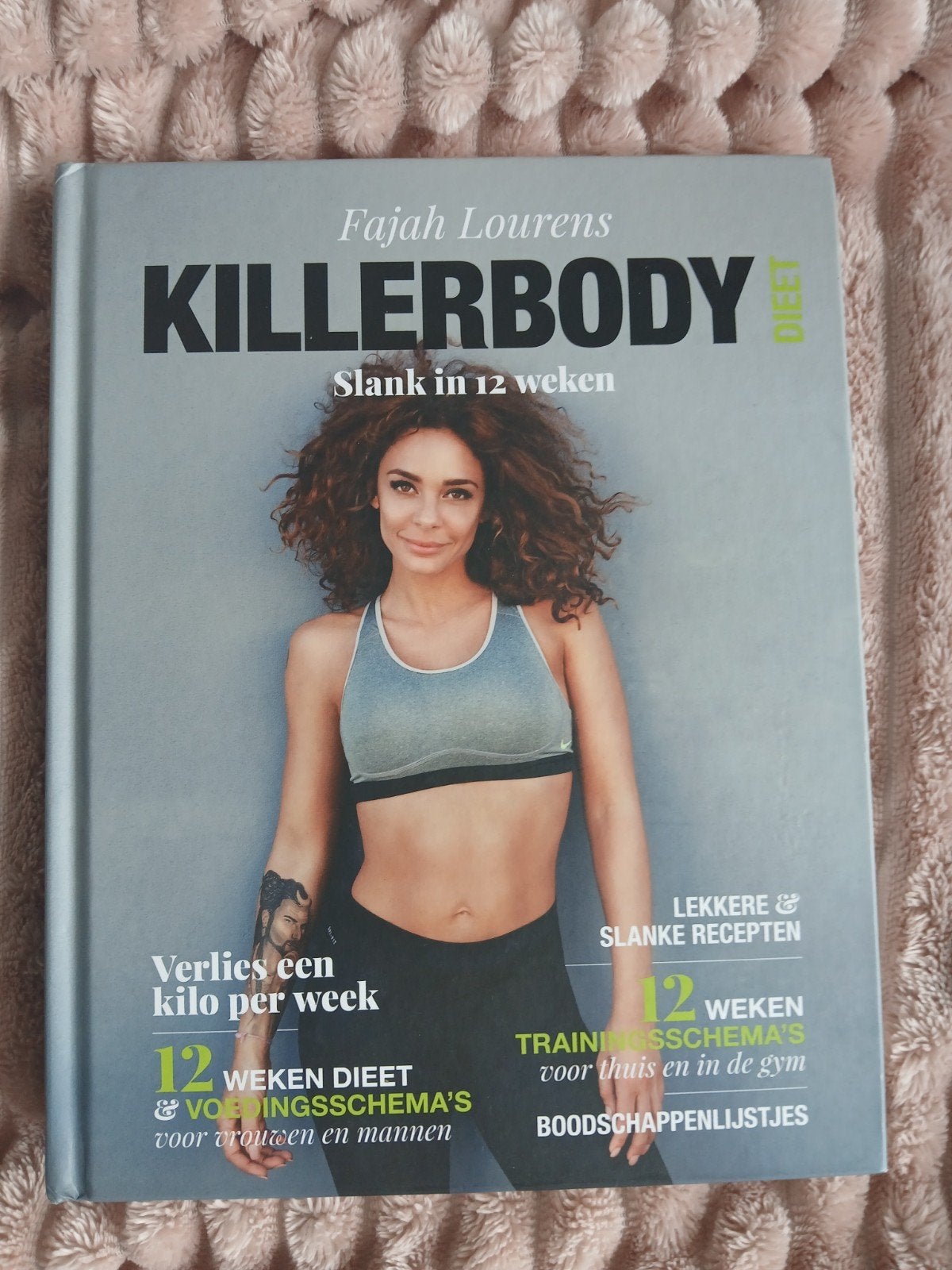 Killerbody Dieet: Slank in 12 weken - Fajah Lourens, Ophalen of Verzenden, Zo goed als nieuw, Dieet en Voeding, Fajah Lourens