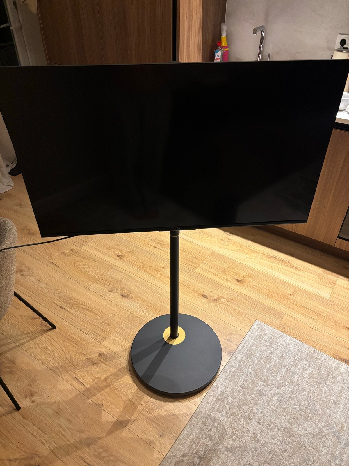 Fitueyes TV Standaard - Nieuwstaat