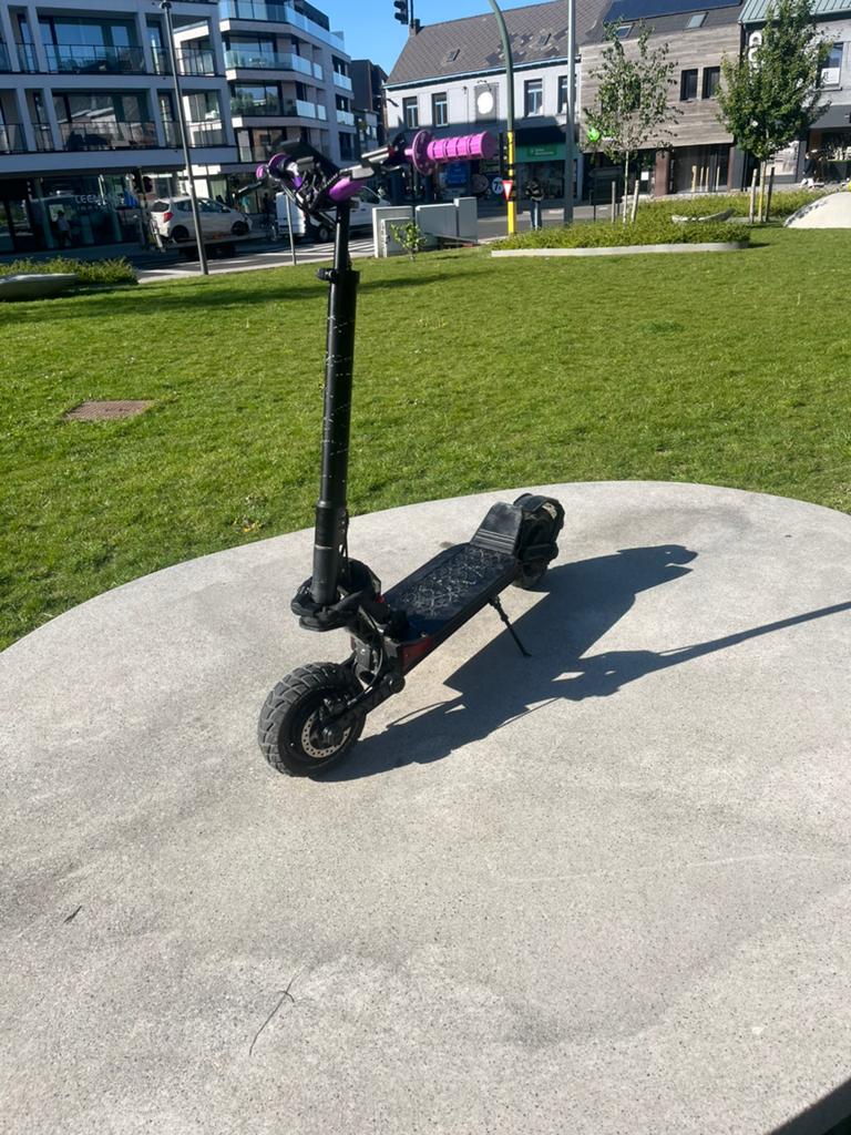 Joyor e-step, Fietsen en Brommers, Steps, Ophalen, Zo goed als nieuw, Elektrische step (E-scooter)
