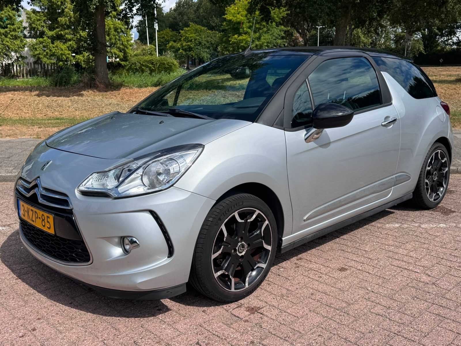 Citroen DS3 Cabrio 1.6 VTi So Chic *, 3-KZP-85, Auto's, Voorwielaandrijving, Euro 5, 1063 kg, Gebruikt