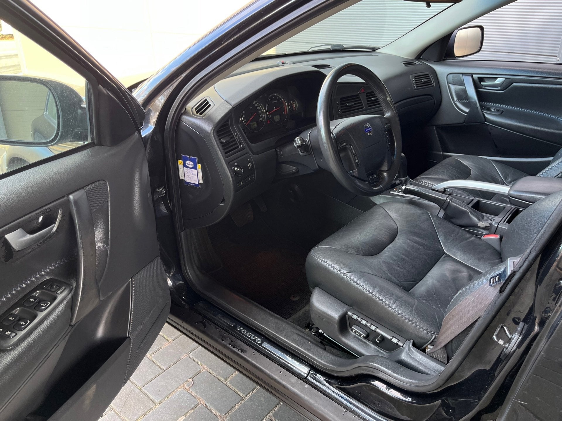 Volvo XC70 2.5 T AWD Automaat 7-persoons Xenon 210 pk, Automaat, Stoelverwarming, XC70, Euro 4