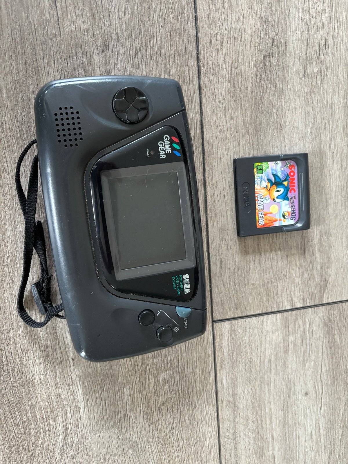 Sega Game Gear met defect scherm + Sonic the Hedgehog, Met games, Game Gear, Ophalen of Verzenden, Zonder controller