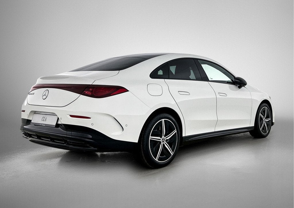 Mercedes-Benz CLA-Klasse 200 Business Solution AMG 58 kWh |, Auto's, Mercedes-Benz, CLA, Zwart, Sedan, Voorwielaandrijving