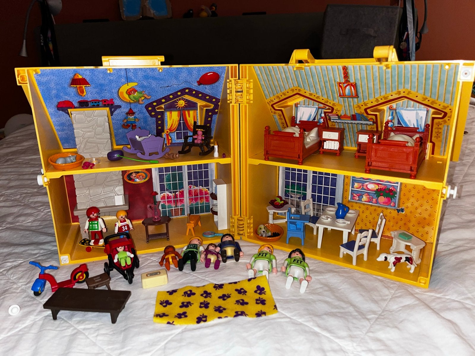 Playmobil huis en Schoolbus met veel accessoires, Ophalen, Gebruikt, Jongen of Meisje