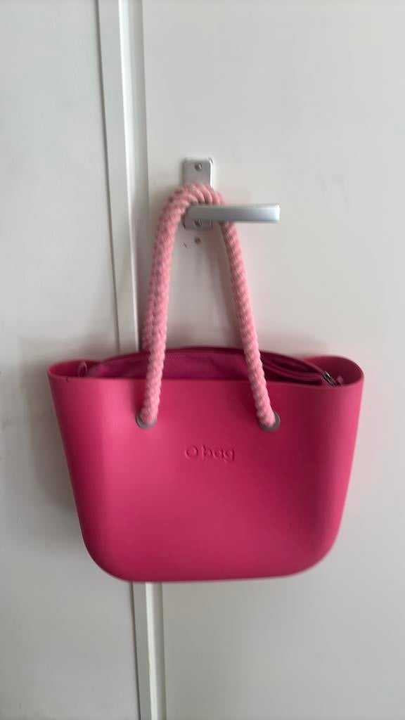 O Bag tas roze, Sieraden, Tassen en Uiterlijk, Tassen | Damestassen, Ophalen of Verzenden, Zo goed als nieuw, Roze, Handtas