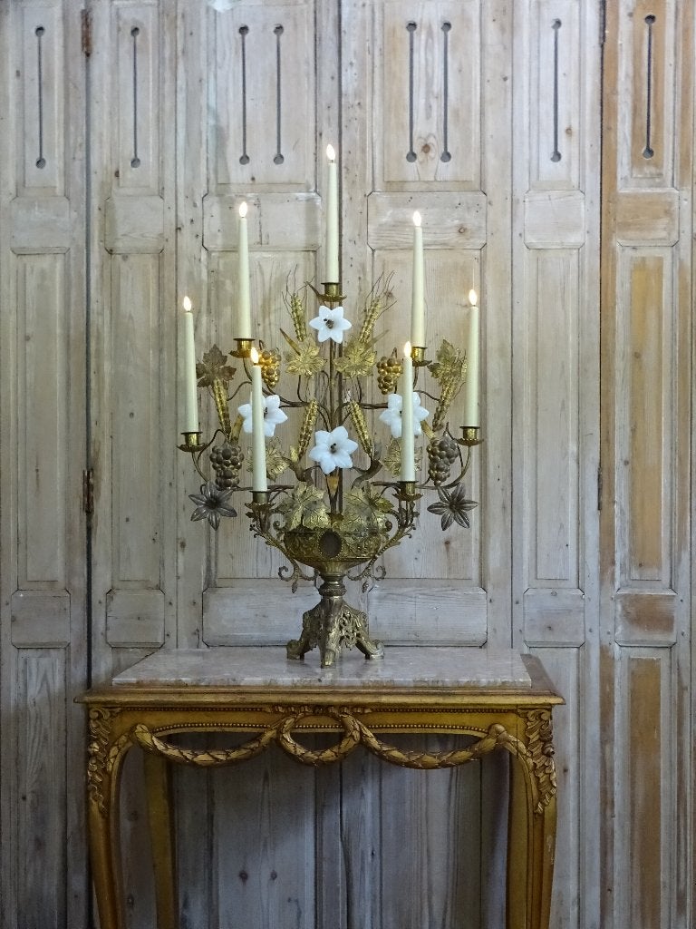 Franse kandelaar met opaline bloemen, Ophalen of Verzenden