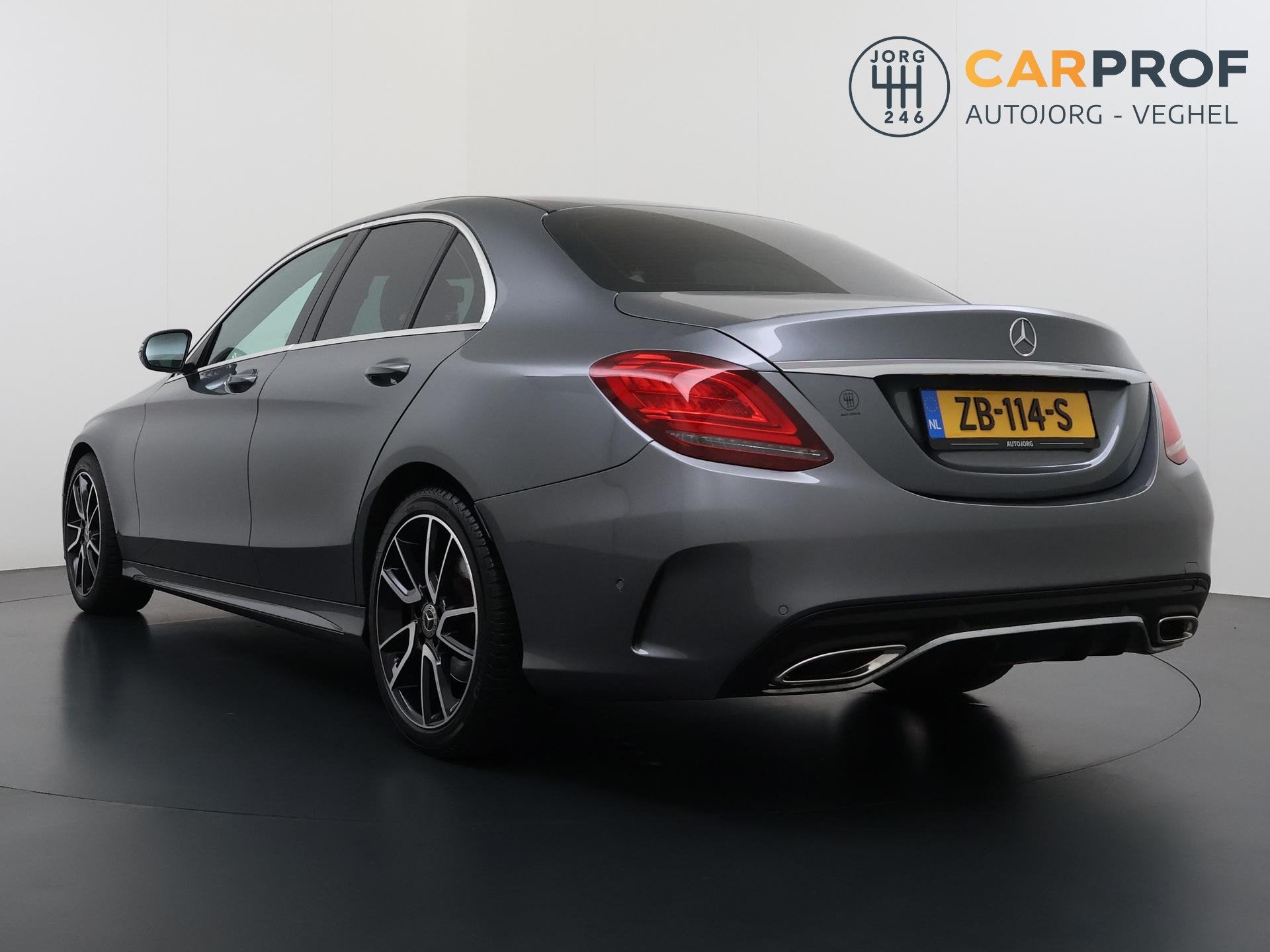 Mercedes-Benz C-klasse 180 Business Solution AMG NL Auto | N, Leder en Stof, Automatische klimaatregeling, Sedan, 16 km/l