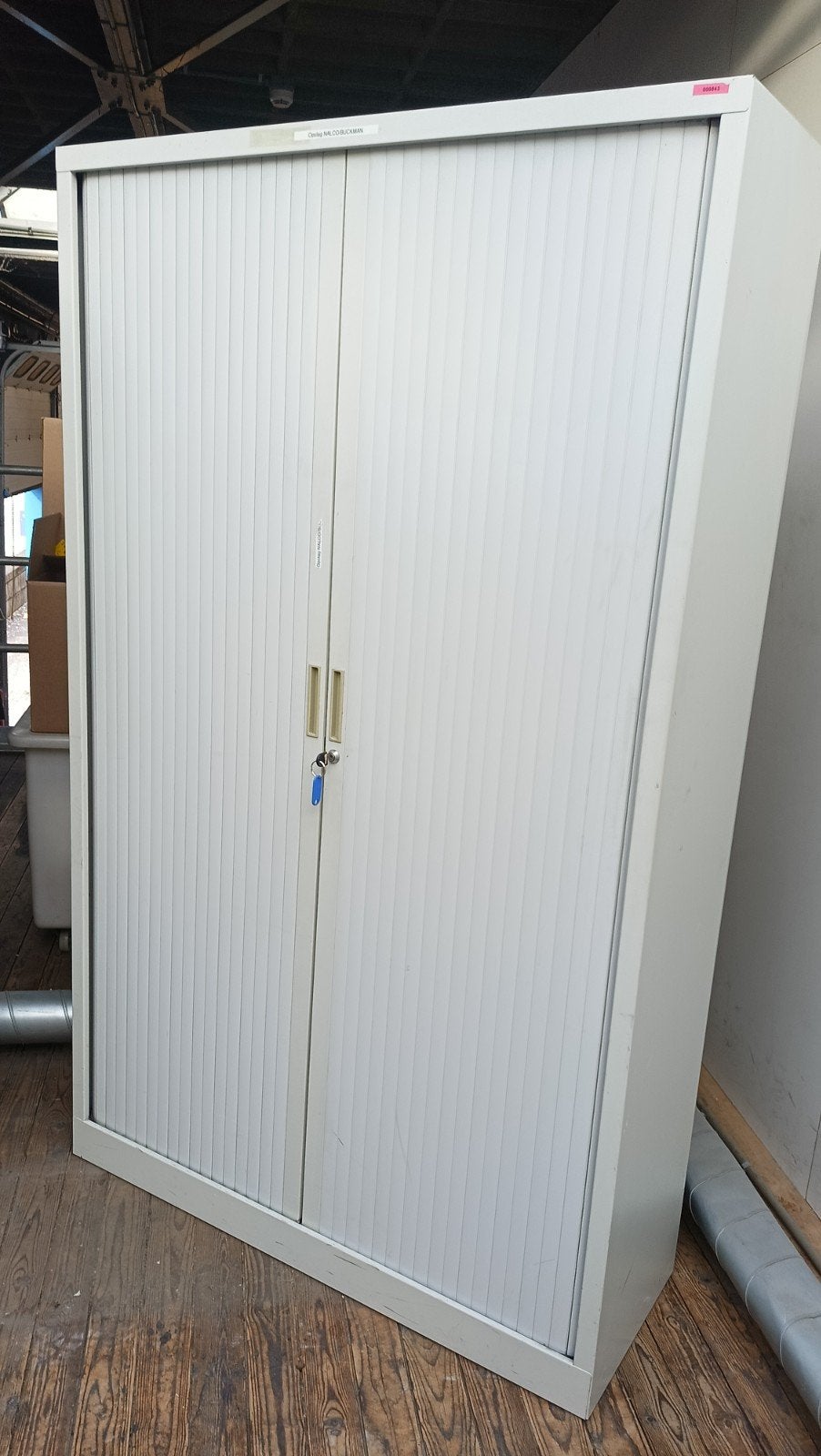 mooie locker kast met schuif deuren. 120 cm, Huis en Inrichting, Kasten | Roldeurkasten en Archiefkasten, Ophalen, 100 tot 150 cm
