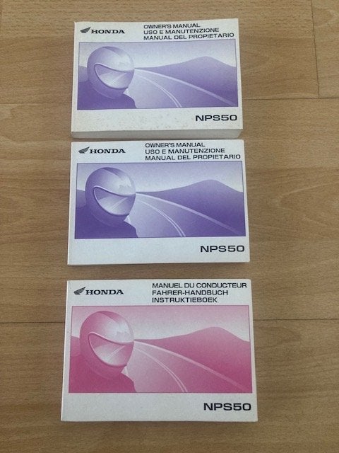 ORIGINELE HANDLEIDING HONDA ZOOMER, Ophalen of Verzenden, Zo goed als nieuw, Overige modellen