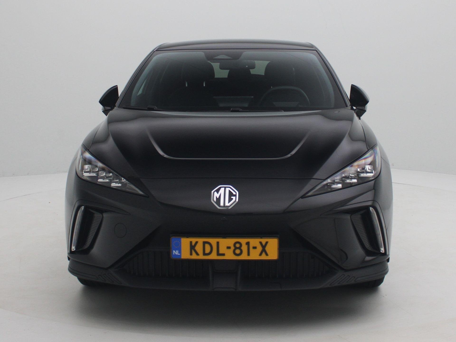 MG 4 XPOWER 64kWh AWD, Auto's, MG, Automaat, 12 maanden, 435 pk, Gebruikt