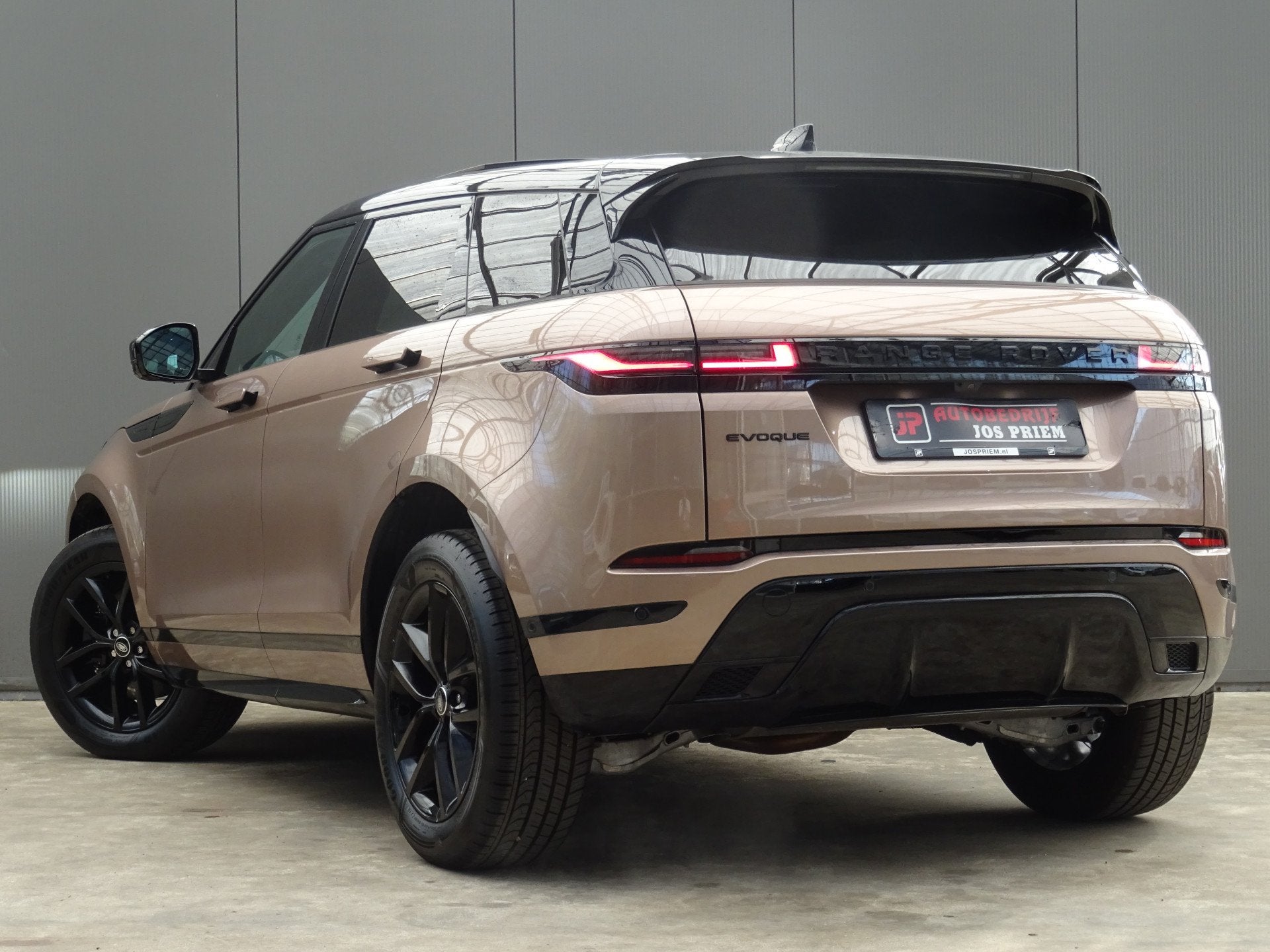 Land Rover Range Rover Evoque 1.5 P160 MHEV FWD Dynamic SE *, Zwart, Bruin, 160 pk, Leder