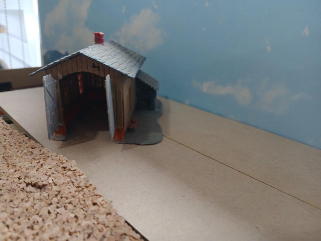 Mooie loods voor HO spoorbaan, Overige merken, Gebruikt, Gelijkstroom, Brug, Tunnel of Gebouw