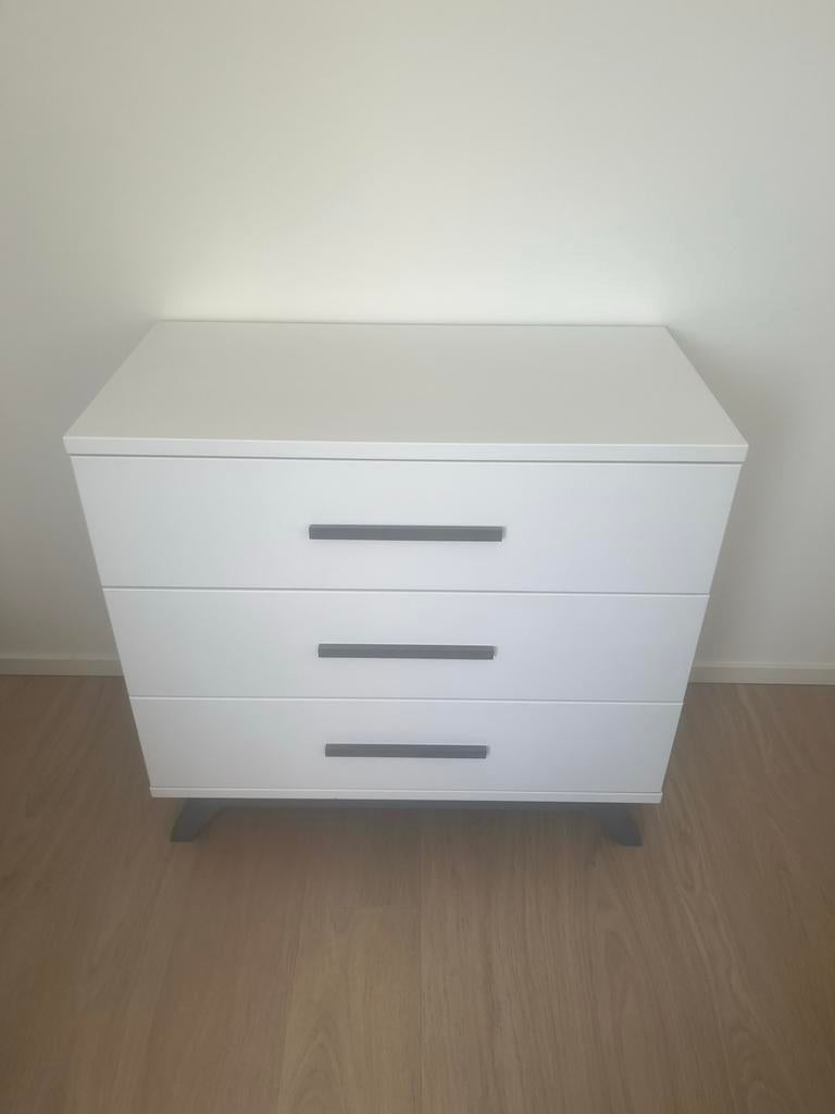 Bopita Commode Wit met Antraciet Handgrepen en Poten, Gebruikt, 50 tot 70 cm, Ophalen of Verzenden, 75 tot 100 cm