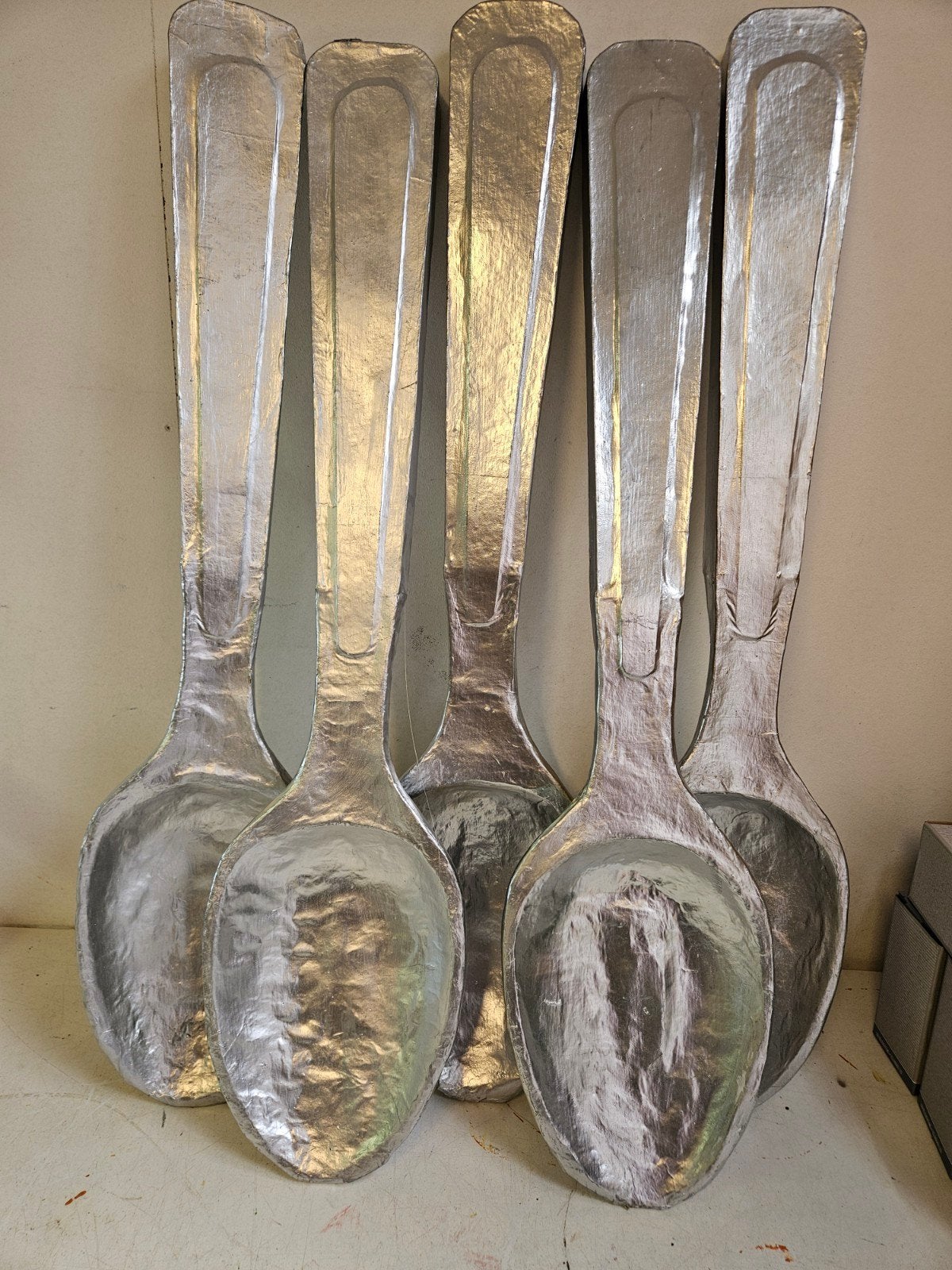 Grote decoratieve zilverkleurige lepels (5 stuks), Ophalen