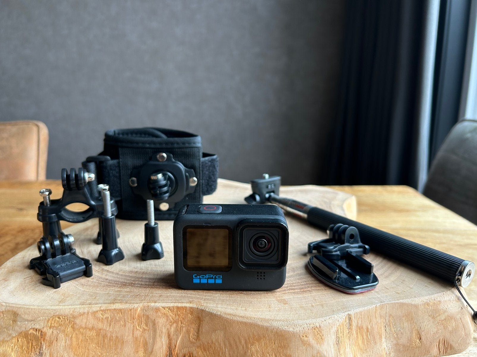 Gopro hero 10 black met accessoires.