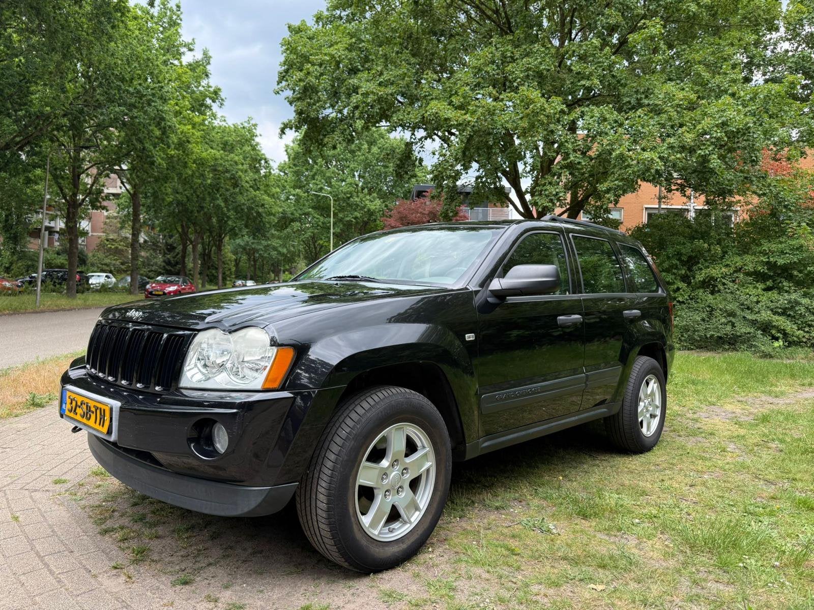 Jeep Grand Cherokee 4.7 I V8 AUT , ORG NL AUTO,CARPLAY, Automaat, Stoelverwarming, 8 cilinders, Zwart