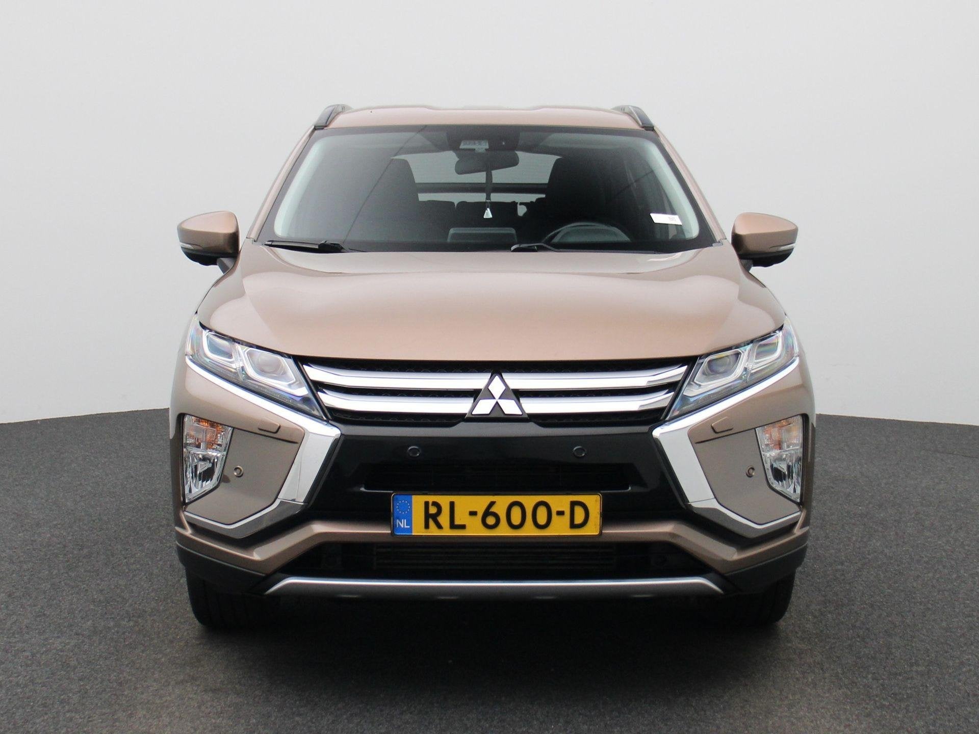 Mitsubishi Eclipse Cross 1.5 DI-T First Edition | Automaat |, 12 maanden, Euro 6, 4 cilinders, 1435 kg