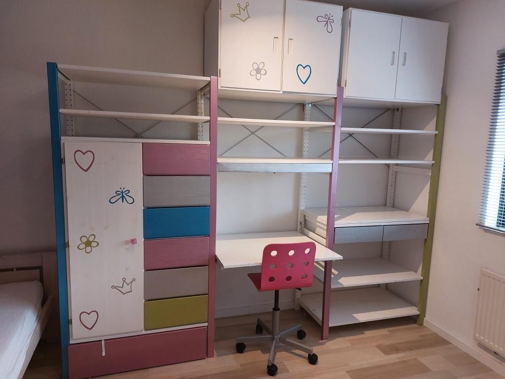 Complete (Ikea) IVAR stelling / kinderkamer kasten geverfd, Ophalen, Gebruikt