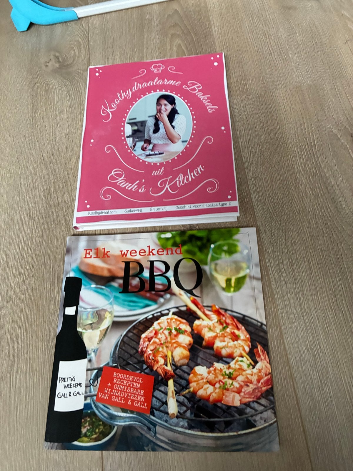 Kookboeken: Koolhydraatarme Baksels & Elk Weekend BBQ, Boeken, Kookboeken, Ophalen, Zo goed als nieuw, Gezond koken, Taart, Gebak en Desserts