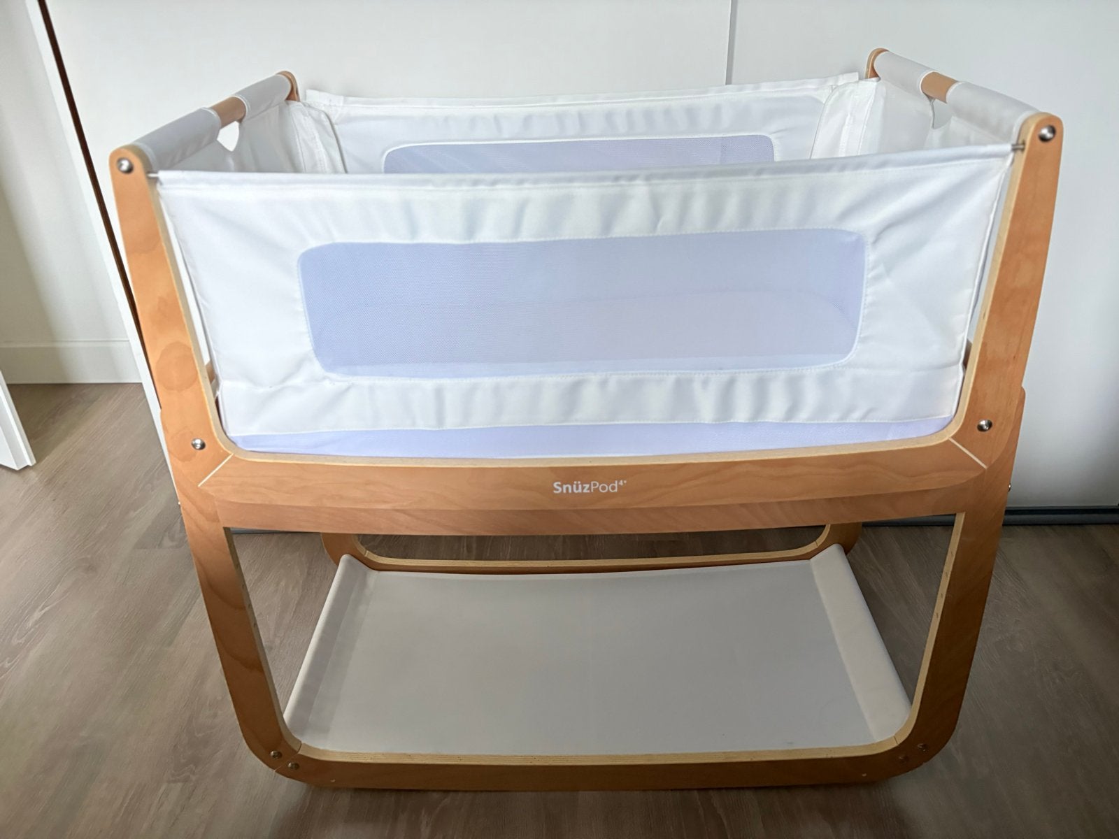SnüzPod4 Co-Sleeper Wiegje, Ophalen, Zo goed als nieuw, Wieg