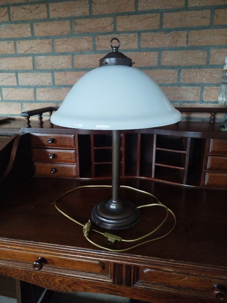 Klassieke bureau lamp / tafellamp met melkglazen kap, Ophalen