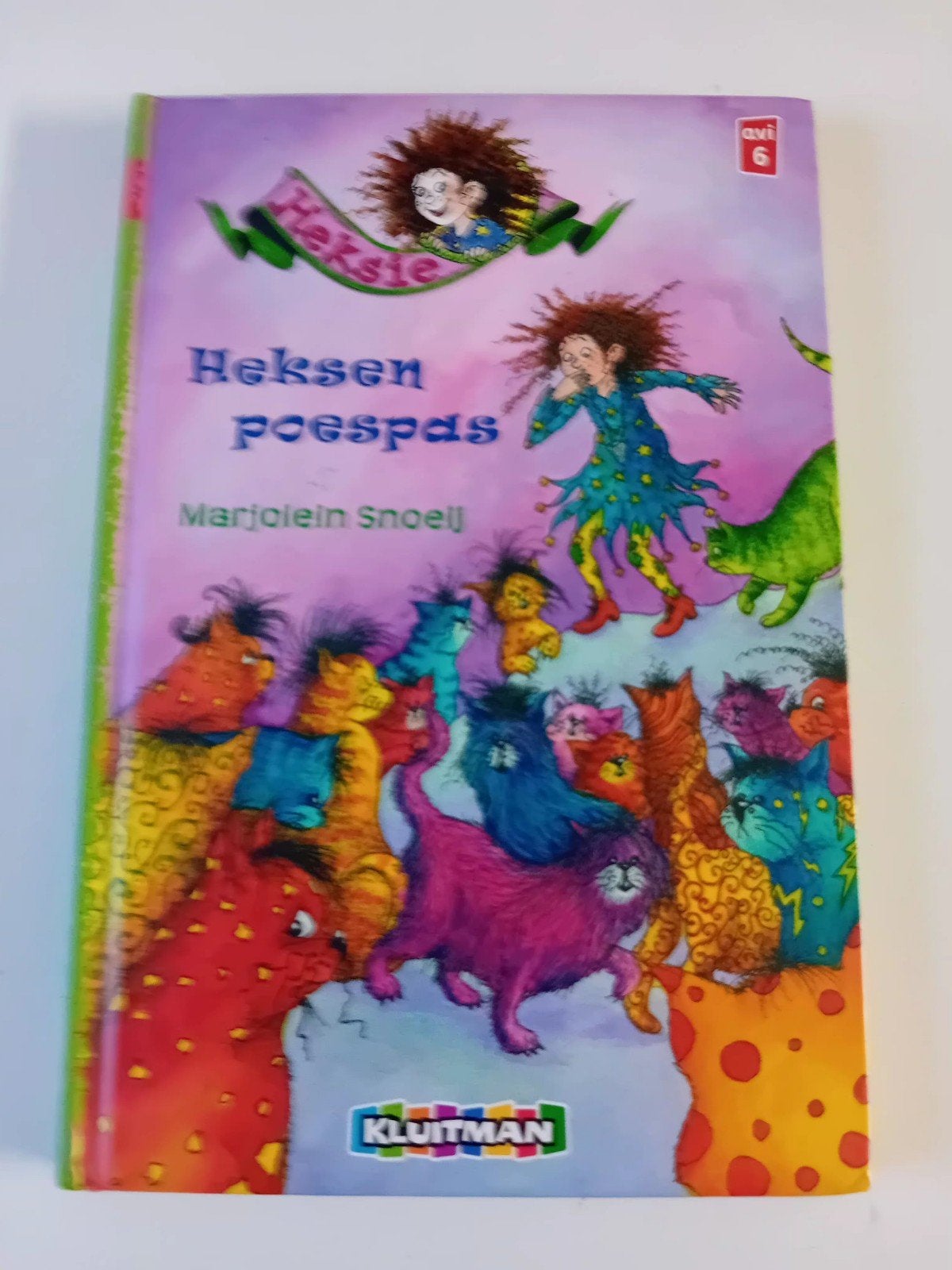 Heksen poespas  - Marjolein Snoeij (AVI 6), Ophalen of Verzenden, Zo goed als nieuw, Fictie algemeen