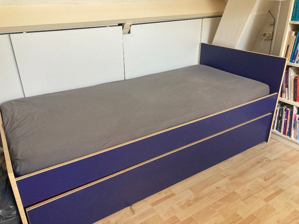 IKEA uitschuifbaar bed met 2 matrassen, Ophalen, 90 cm, 200 cm, Hout