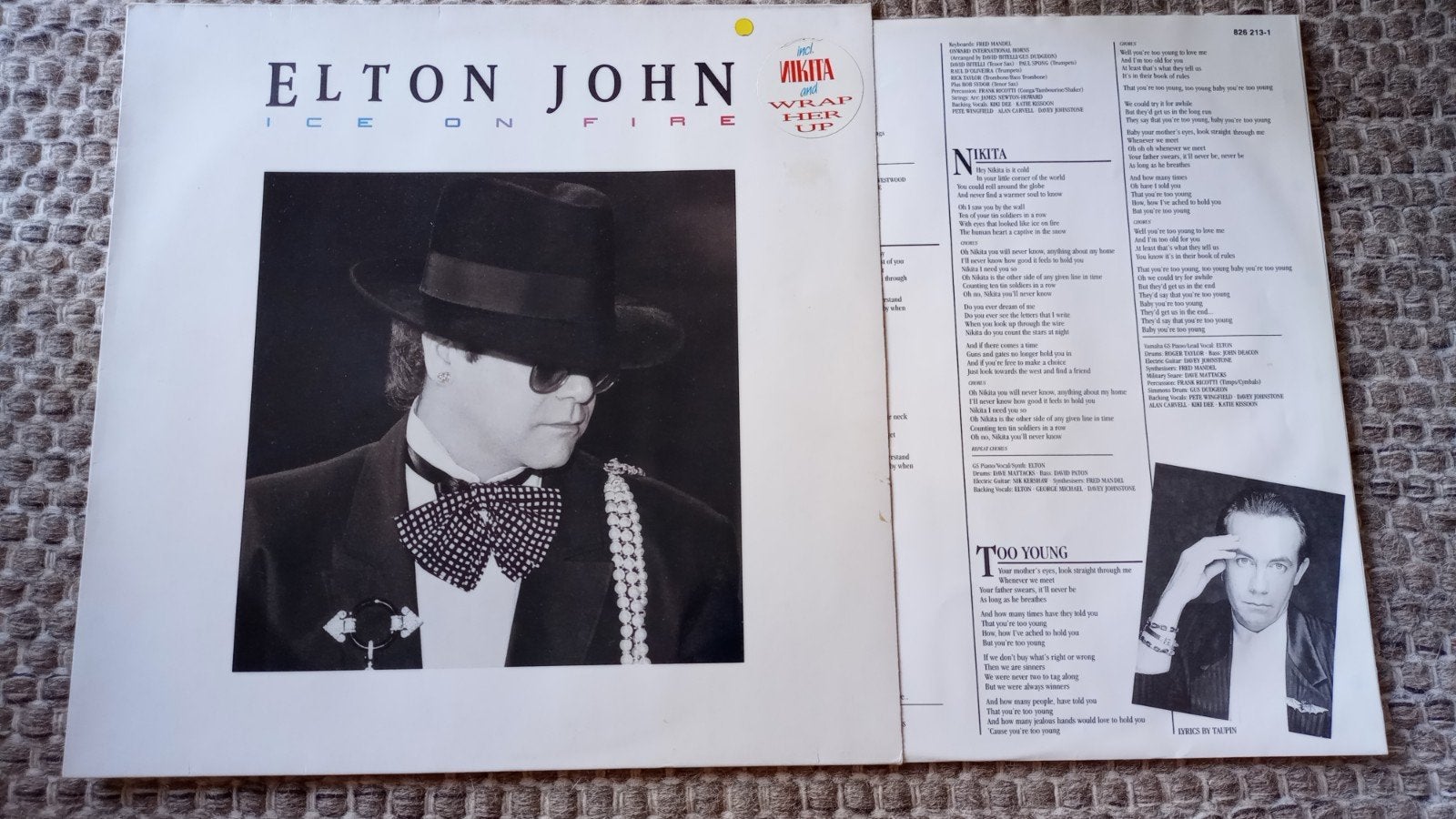 Elton John, Ice on fire, Ophalen of Verzenden