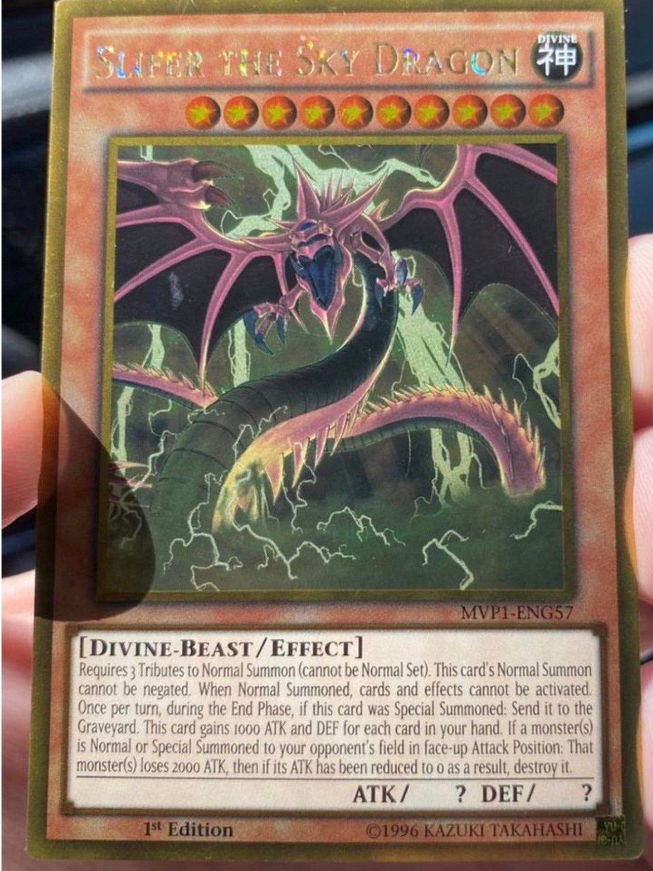 Yu-Gi-Oh! Slifer the Sky Dragon MVP1 1st Edition !, Ophalen of Verzenden, Zo goed als nieuw, Losse kaart, Foil
